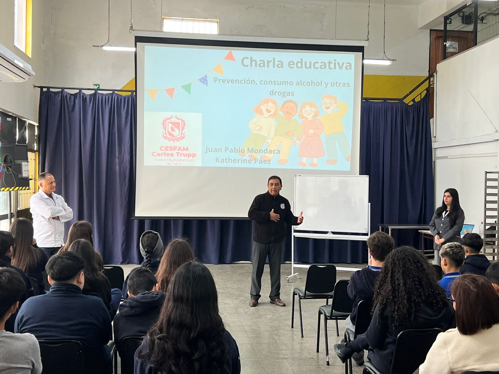 CHARLA SOBRE PREVENCIÓN DEL CONSUMO PROBLEMÁTICO DE ALCOHOLY OTRAS DROGAS.